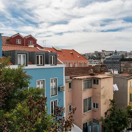 Lost :: Avenida House بيت ضيافة Lisboa