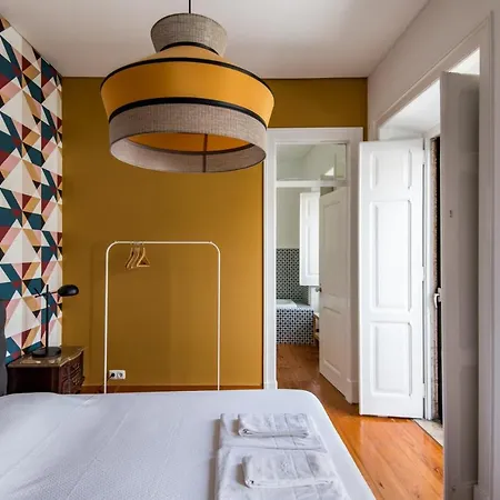 Lost :: Avenida House